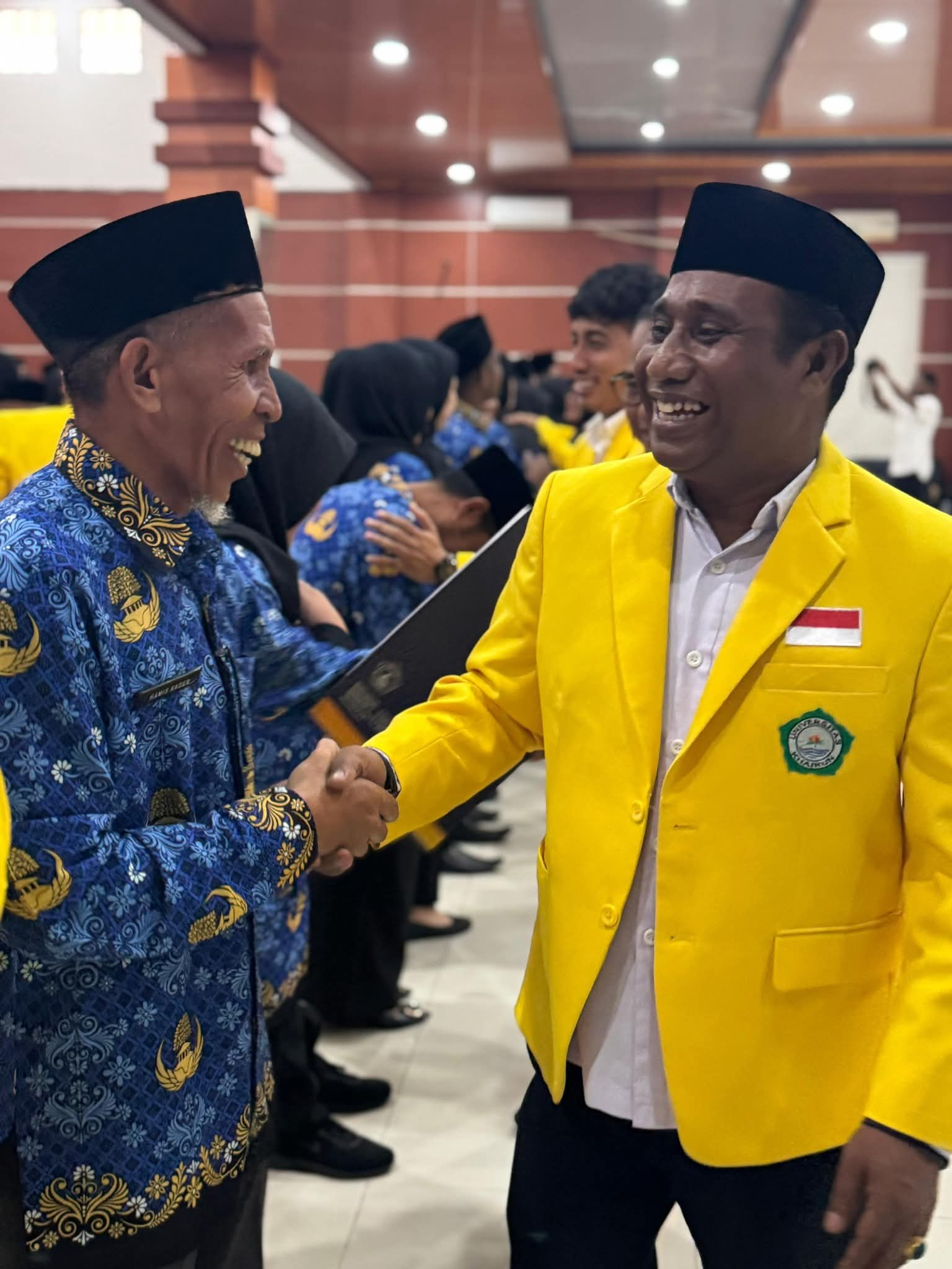 HARU HAMIS KADER JADI ASN SETELAH 21 TAHUN MENGABDI DI UNKHAIR 24 FB IMG 1761645891532
