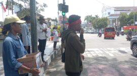 Foto: Aksi galang dana oleh Aliansi Mahasiswa Se-Kota Ambon, Selasa (20/1/2026)