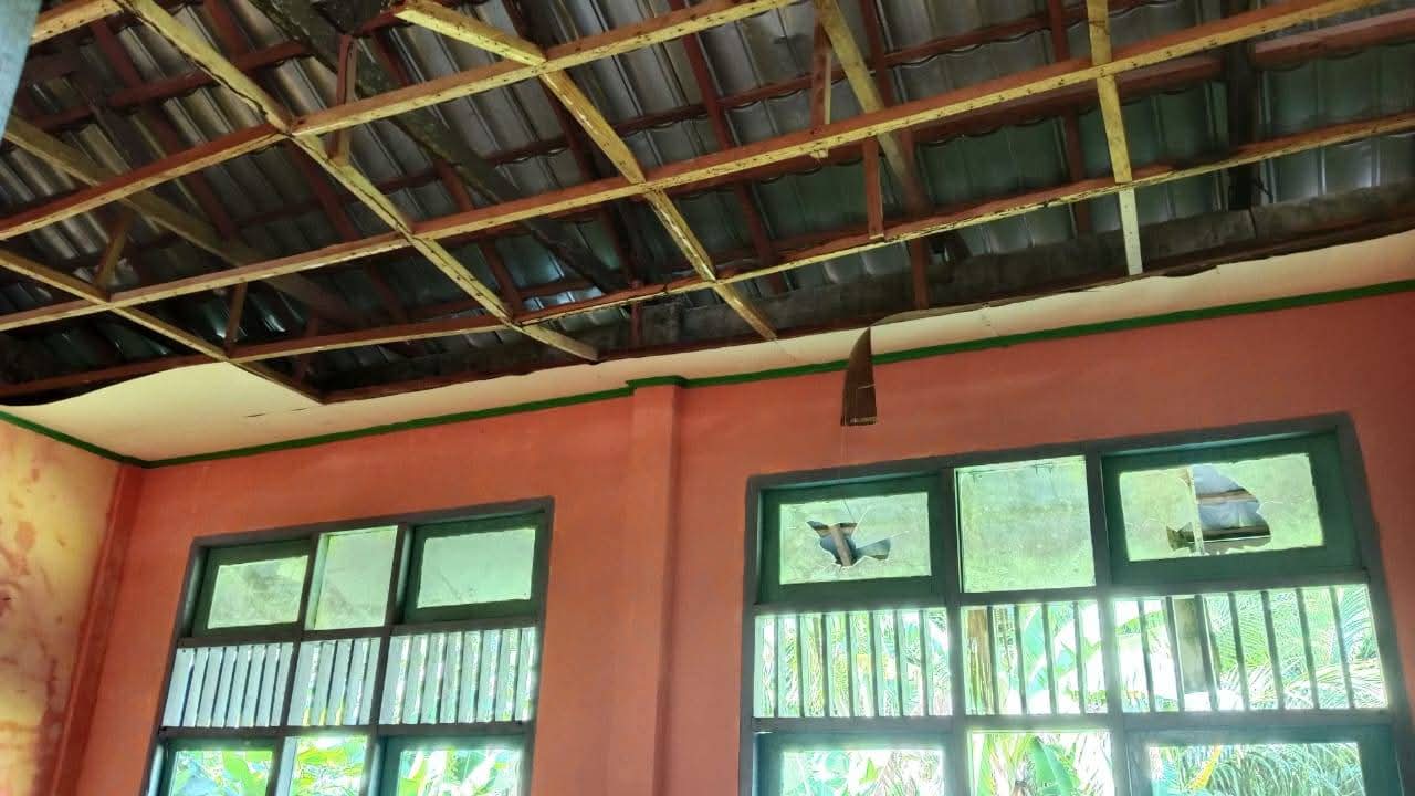 Kondisi dan Pelayanan Kantor Camat Kei Besar Utara Timur Disoroti Masyarakat 15 IMG 20260228 WA0011 1