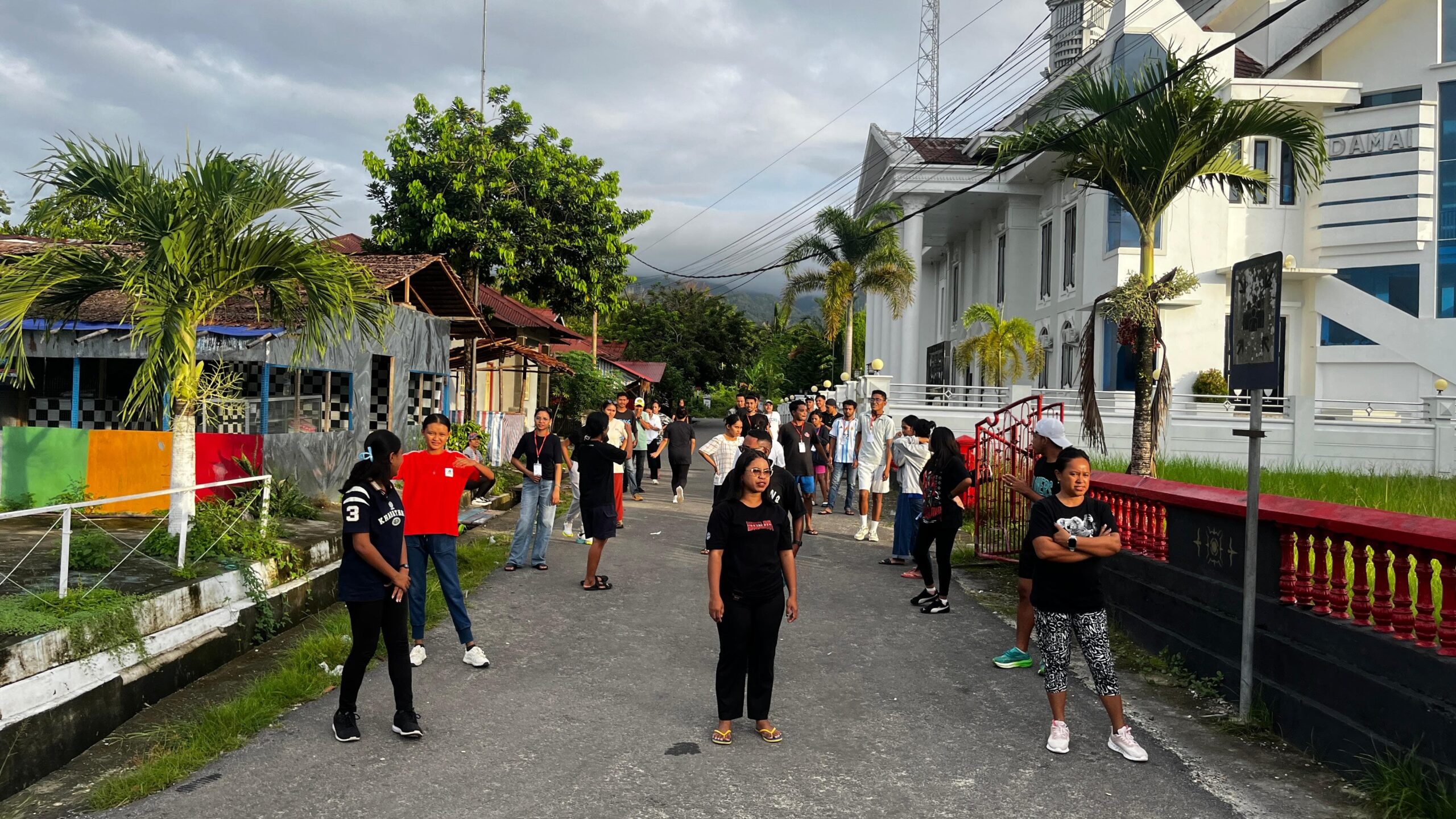 Dari Perjumpaan Menuju Transformasi: GMKI Hukum UKIM Gelar Pengabdian Masyarakat di Waai Selama 4 Hari 6 IMG 20260601 WA0025 scaled