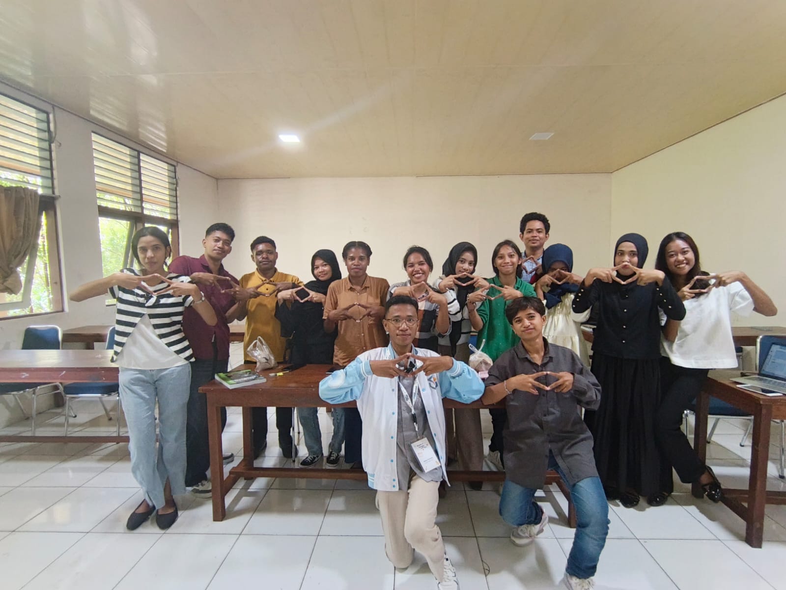Jejak Welem Porumau: Dari Kampus di Ambon hingga Panggung Google Indonesia 7 IMG 20260608 WA0100