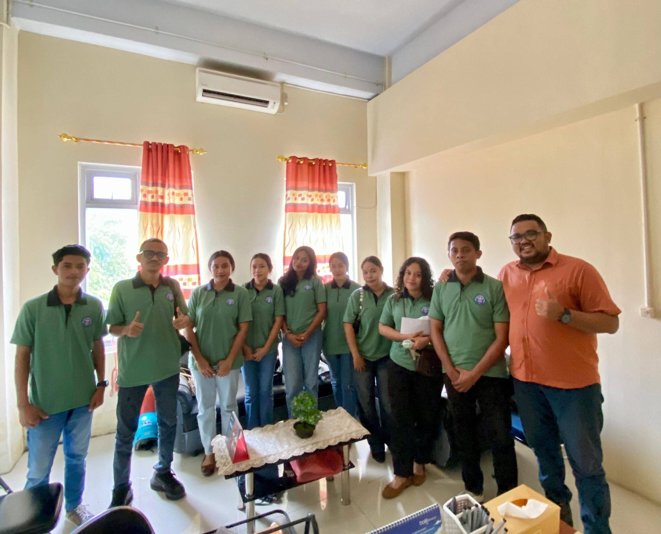 Perkuat Konsep Kampus SMART, Mahasiswa KKN PPM UKIM Angkatan 65 Revitalisasi Taman Kampus 4 IMG 20260611 WA0032 scaled