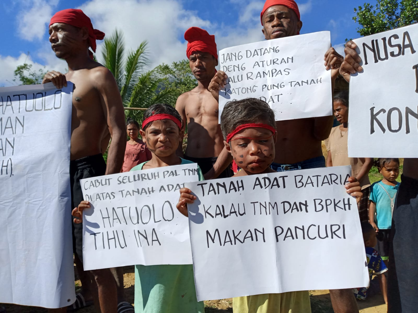 Masyarakat Adat Hatuolo Pasang Sasi, Tolak Tapal Batas BTN Manusela yang Dimajukan BPKH dari 10 Km ke 2 Km 4 IMG 20260613 WA0008