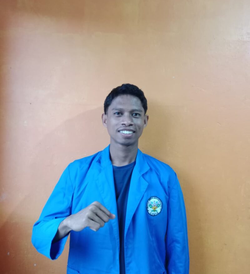 Okto Isran, Presiden mahasiswa IAKN AMBON. 